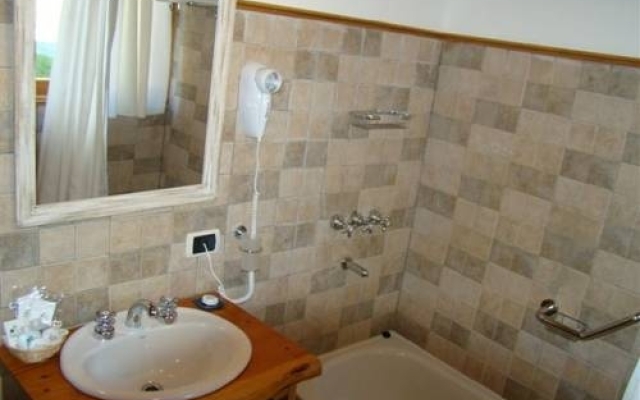 Altos de Antilhue Apart Hotel