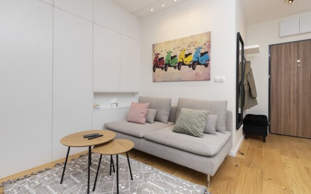 Gdańsk Apartment Vespa by Renters