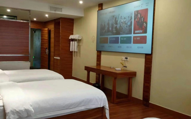 V8 Boutique Hotel