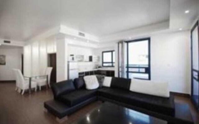 Shenkin Tower Apartments