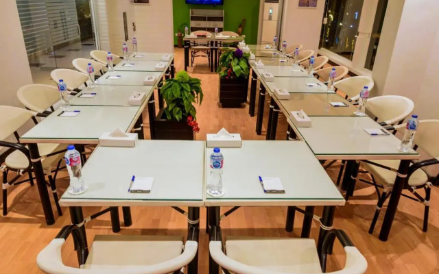 Royal Day Hotel