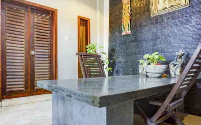 SPOT ON 90146 Sugianto Guesthouse Syariah