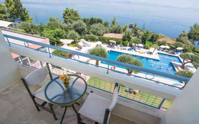 Alexandros Hotel 