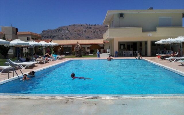 Sunshine Hotel Lardos