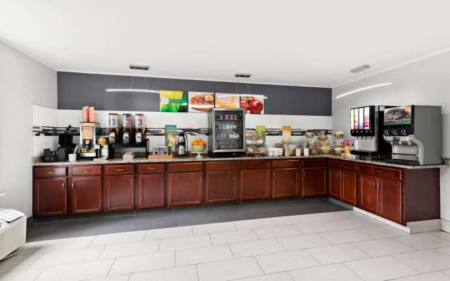 Quality Inn Merrimack - Nashua