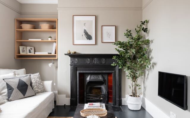 The Leicester Square Apartment