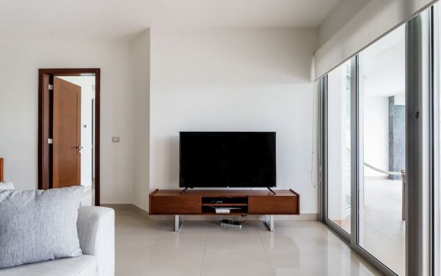 Z Casa Marea 2 Bedroom Condo by Redawning