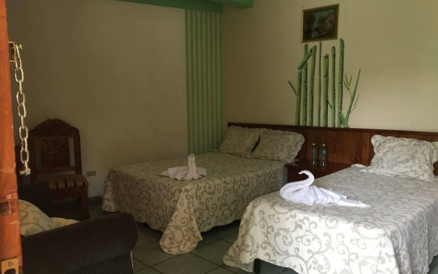 Grand Hotel Panajachel