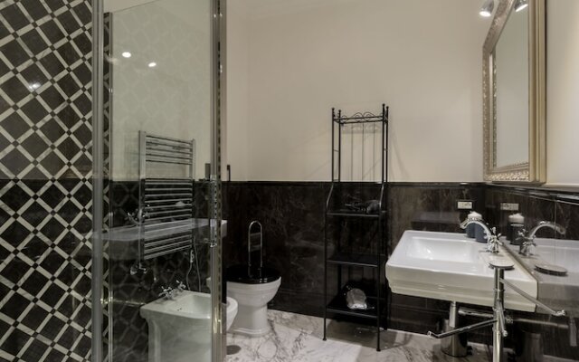 Aurora Luxury Suites