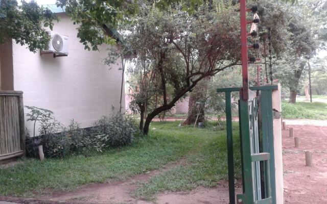 Kazungula Guest House