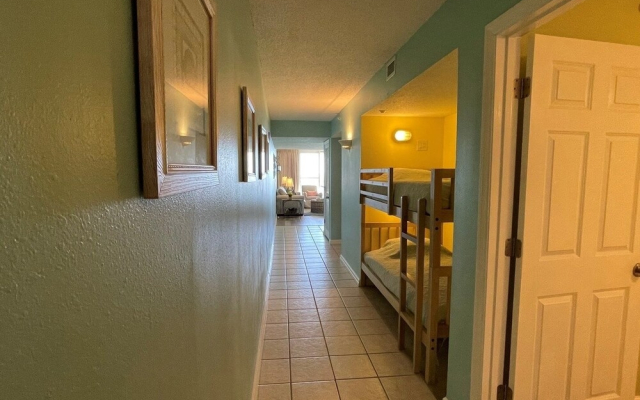 Pelican Beach 1006 1 Bedroom Condo by Pelican Beach Management