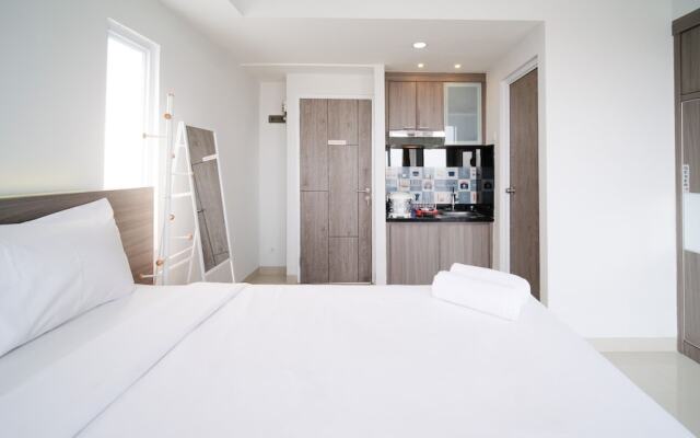 Clean And Cozy Stay Studio At Taman Melati Surabaya Apartment