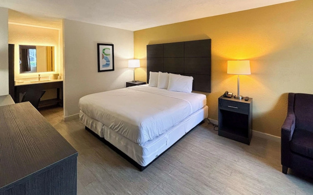 Motel 6 Charlotte, NC - Northlake