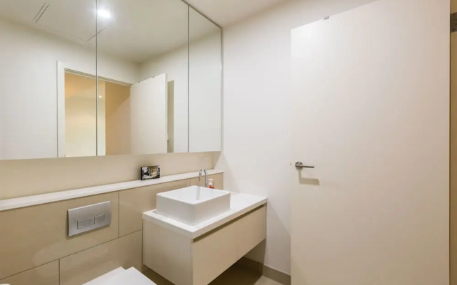 MILA, 1BDR Cremorne Apartment