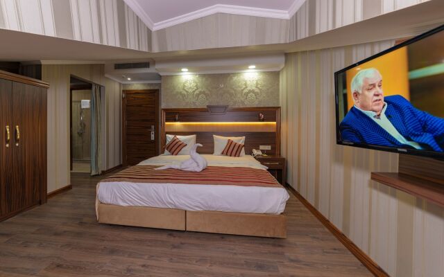 Vision Deluxe Hotel