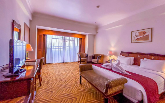 Planet Holiday Hotel & Residence