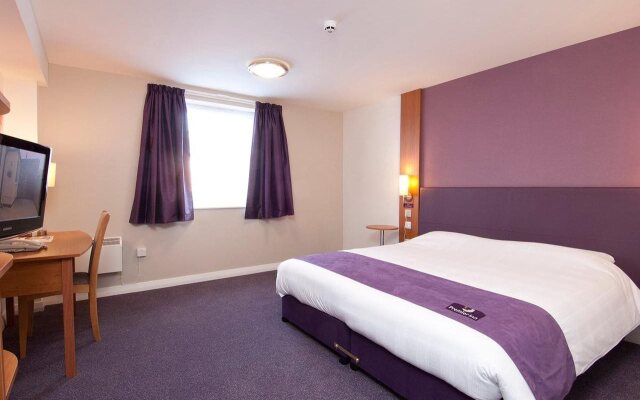 Premier Inn Poole Centre (Holes Bay)