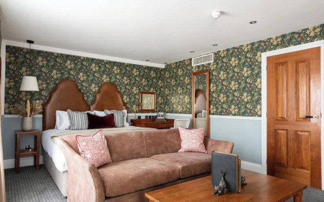 The Drayton Court Hotel
