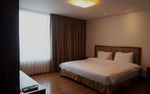 Vabien Suite 1 Serviced Residence