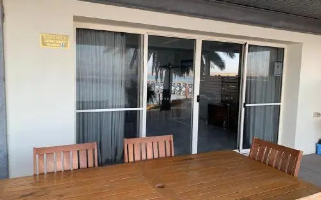 Streaky Bay Beachside & Jetty View Apartments
