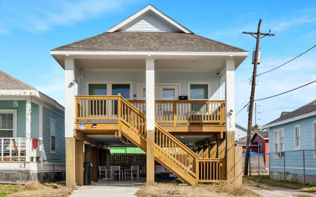 Newly Remodeled Home Minutes From Cruise Terminal