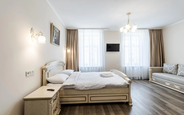 Opera House Apartment 3