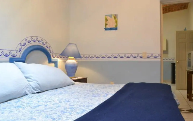 Ajijic Suites - on Hidalgo