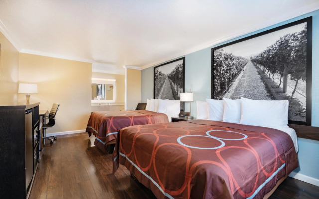 Super 8 by Wyndham Ukiah