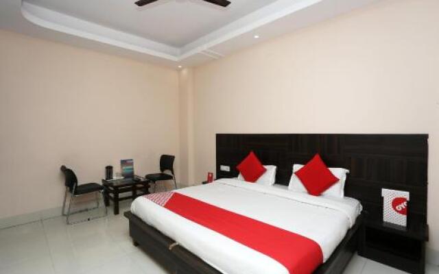 Oyo 2974 Hotel Aastha Palace