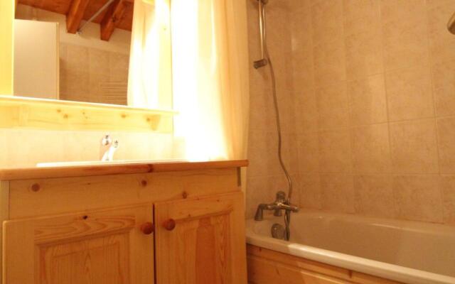 Appartement Lanslevillard, 3 pièces, 6 personnes - FR-1-508-64