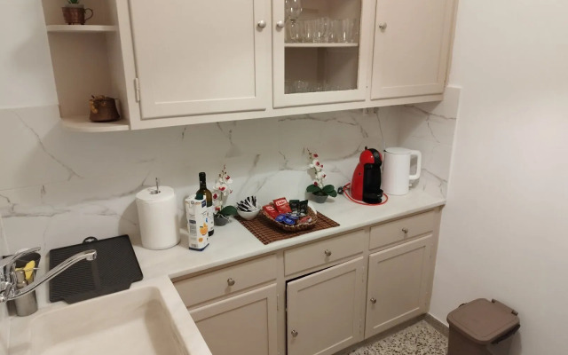 Zeus at the 3rd floor