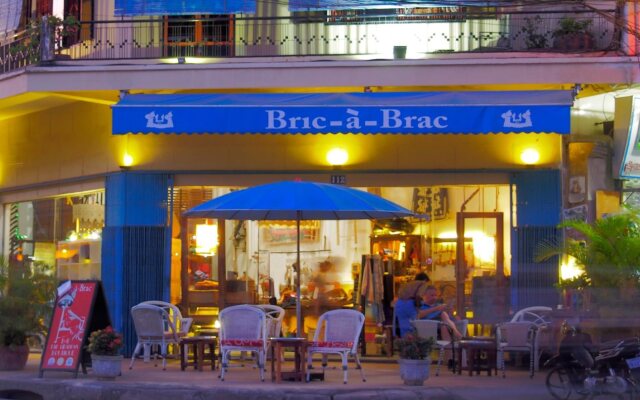 Bric-à-Brac