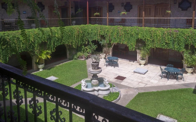 Hotel Del Patio
