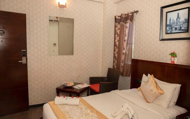 Vits By Spree Hotels Le Pebble