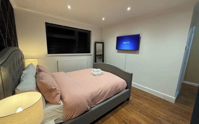 Cozy Retreat in Bridgend With 3 Bedrooms