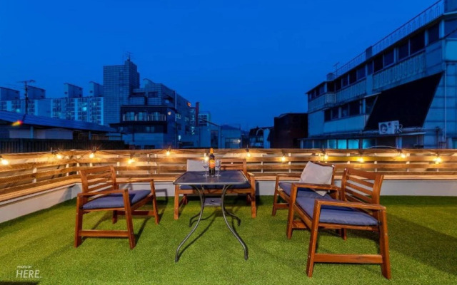 Family & Friends House