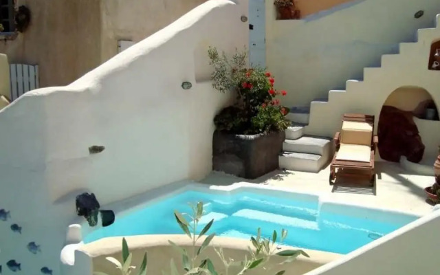 Timedrops Santorini Volcano Villa