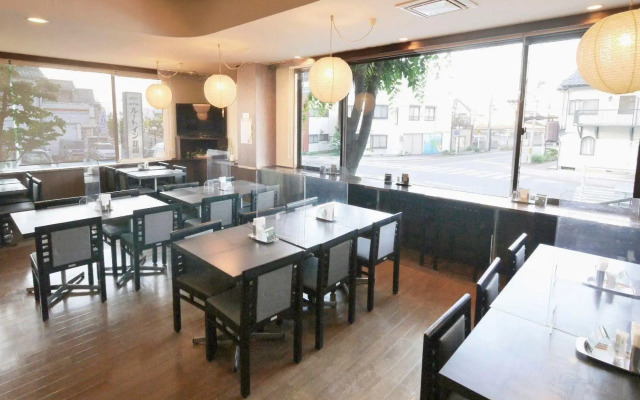 Hotel Route-Inn Court Nirasaki