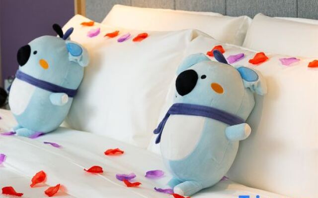 Lavande Hotel(Foshan Qiandeng Lake Pingzhou Jade Street Store)