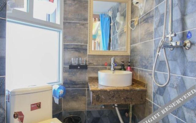 Qiziyuan Theme Apartment Hotel