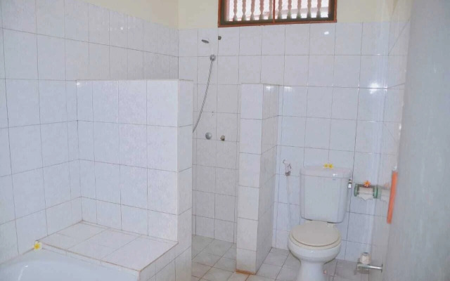 Puri Mandhara Lovina