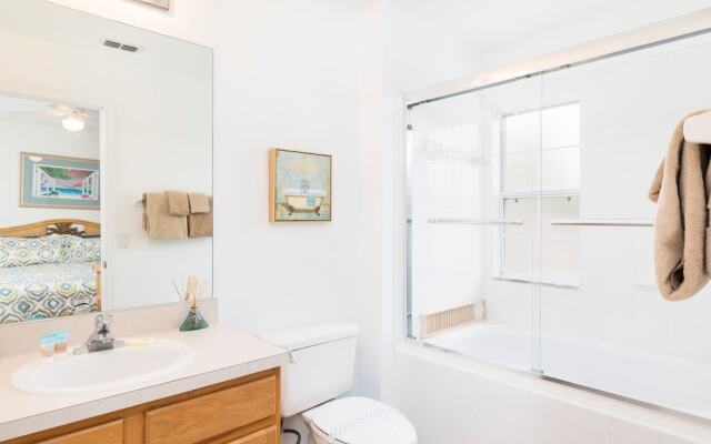 Lake Berkley Resort 967