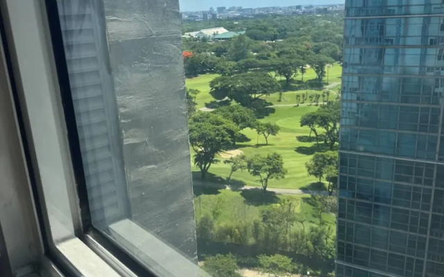 BGC Cheap Condo in BGC 5thavenue -23rd Street