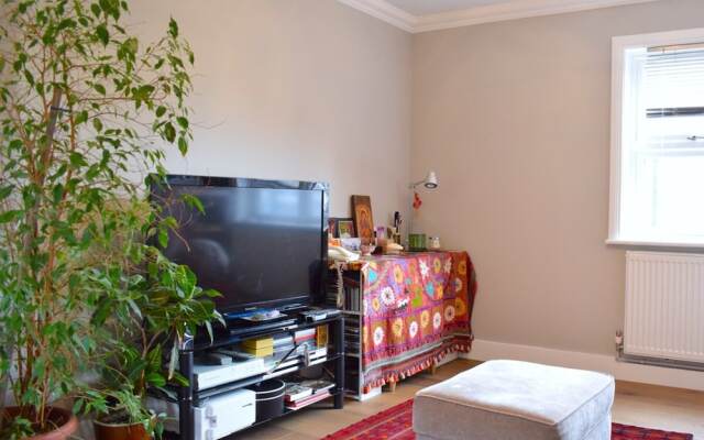 Whitechapel Modern Studio Flat