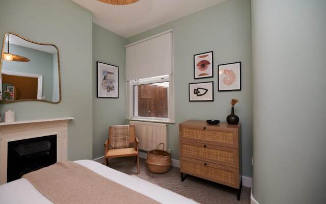 The Mitcham Hideout - Lovely 2bdr Flat With Garden