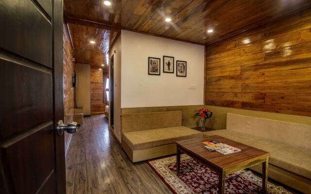 Silver Star Boutique Hotel by Sumi Yashshree