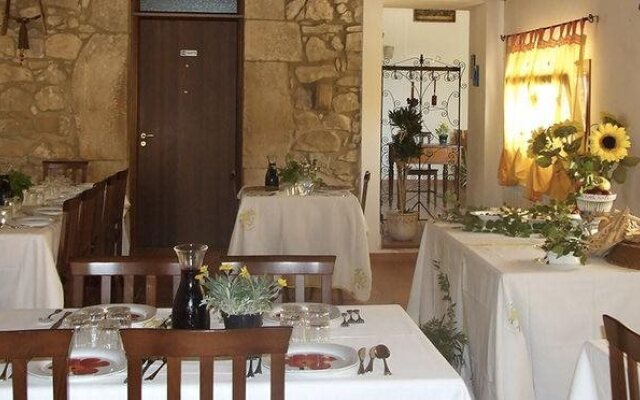 Antica Cascina Resort