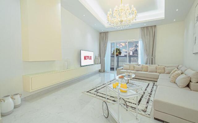 Luxury Modern White Villa on Island 9,500 sqft