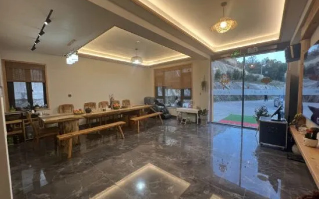 Rooftop Park Hyatt Residence