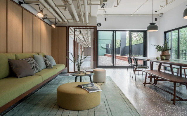 baseLITE-WESTBUND Serviced Apartment